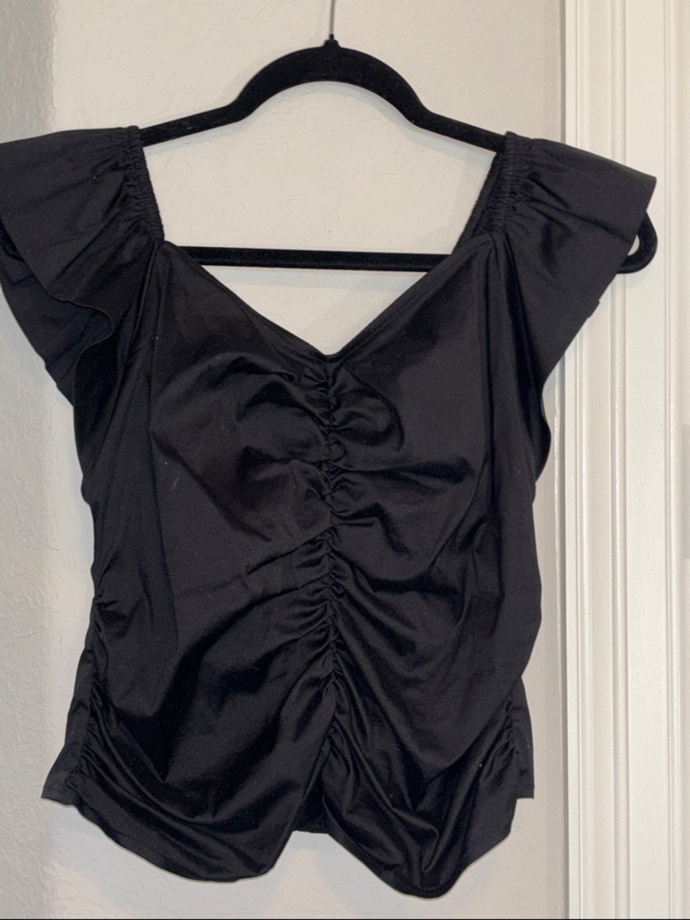 White House Black Market Black Ruched Flutter Sleeve Top